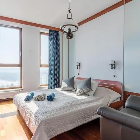 Urbannestgroup_seatowers Apartment